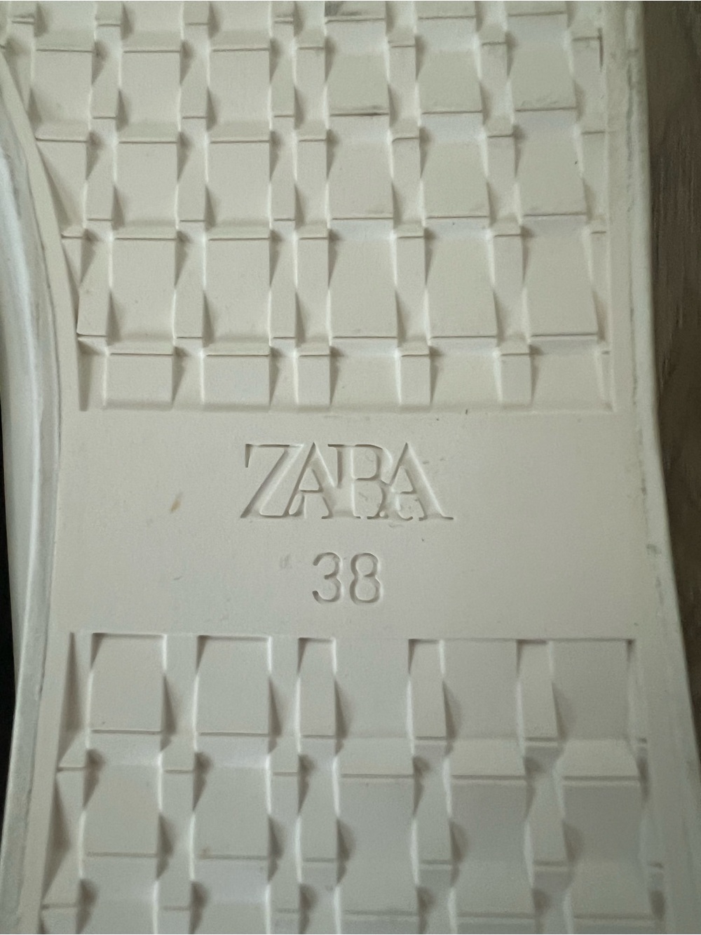 Zara Leopard Print Sneakers – Size 38 - Picture 2 of 12